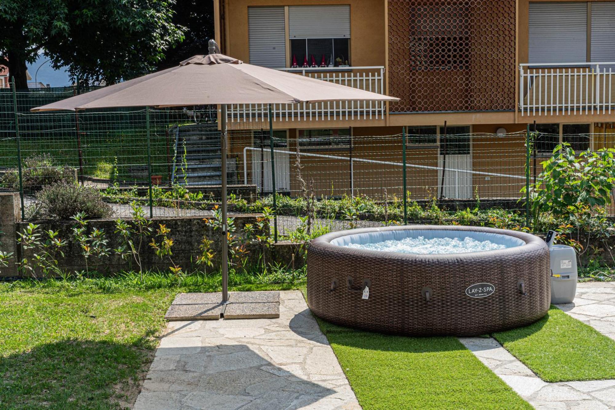 Vila Woodhouse Paesana Exteriér fotografie