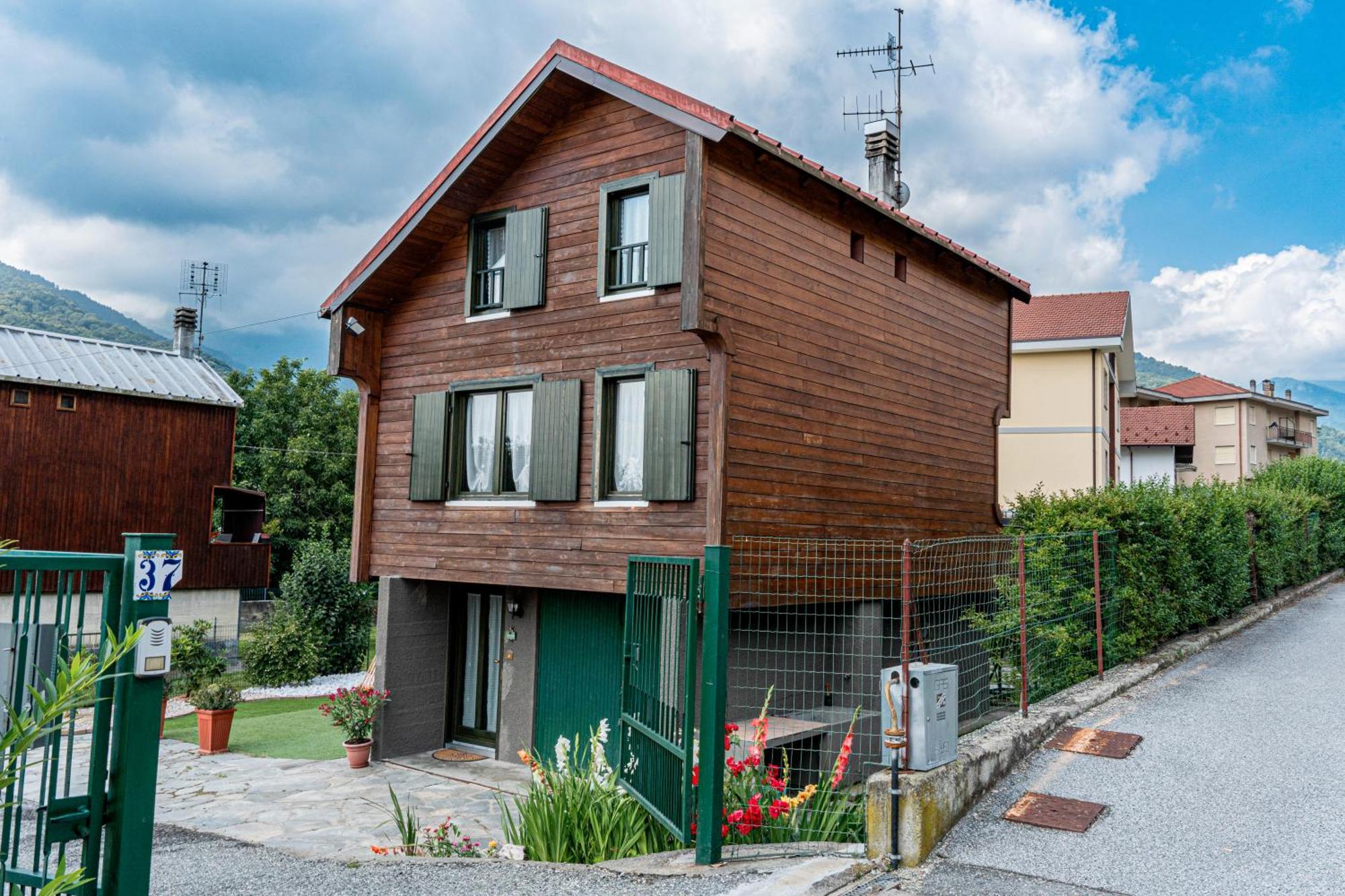 Vila Woodhouse Paesana Exteriér fotografie